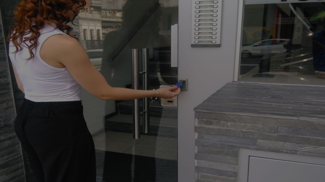 Monitoreo de portería en Edificios: