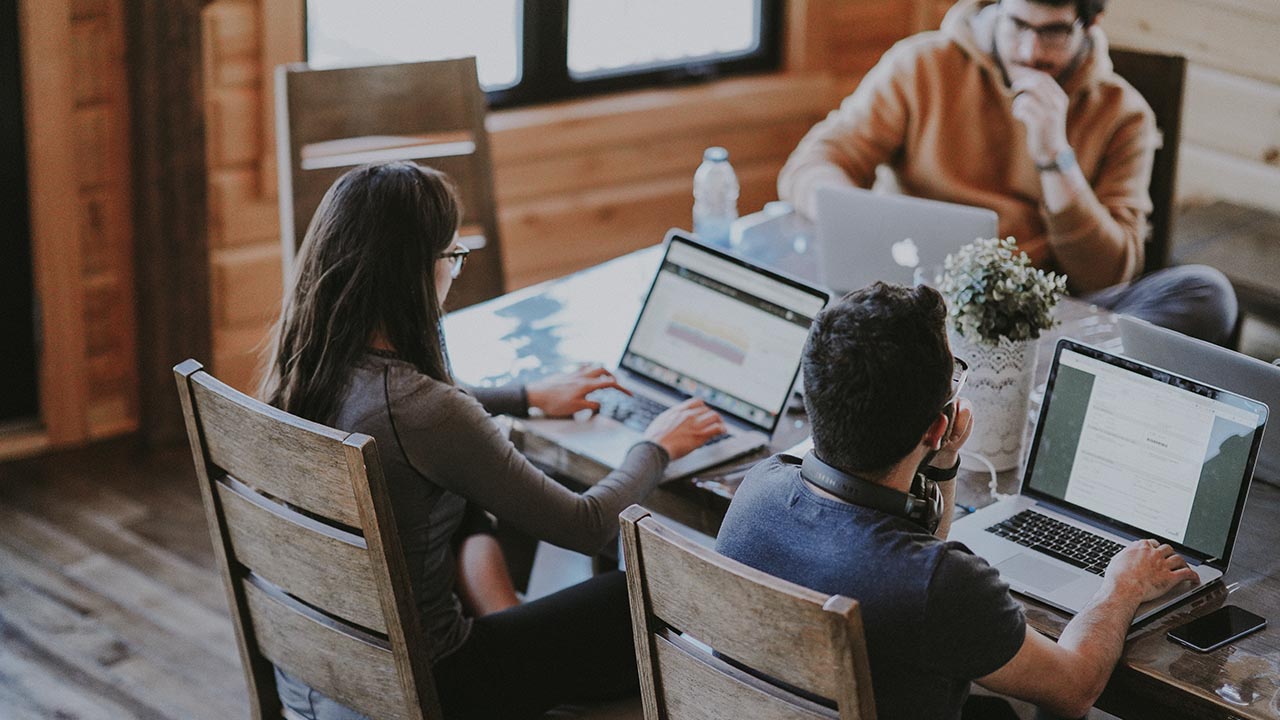 Cómo hacer la protección de datos en una empresa