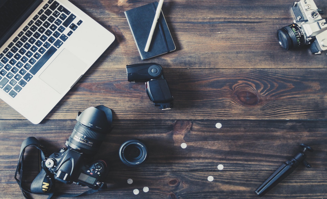 Cuidados de cámara de seguridad espía